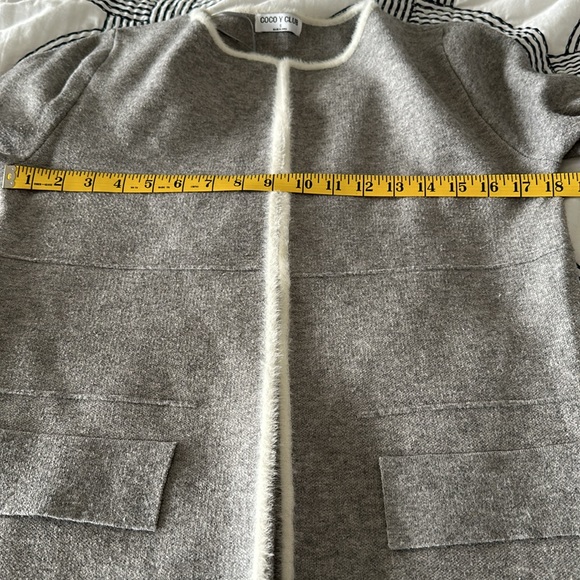 Open, blazer style sweater - Picture 5 of 5